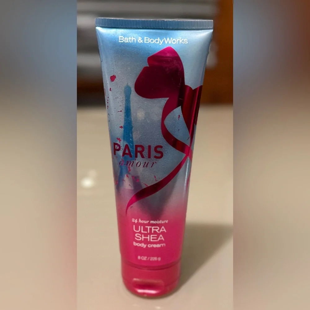 Bath & Body Works Signature Collection Paris Amour Ultra Shea Body Cream